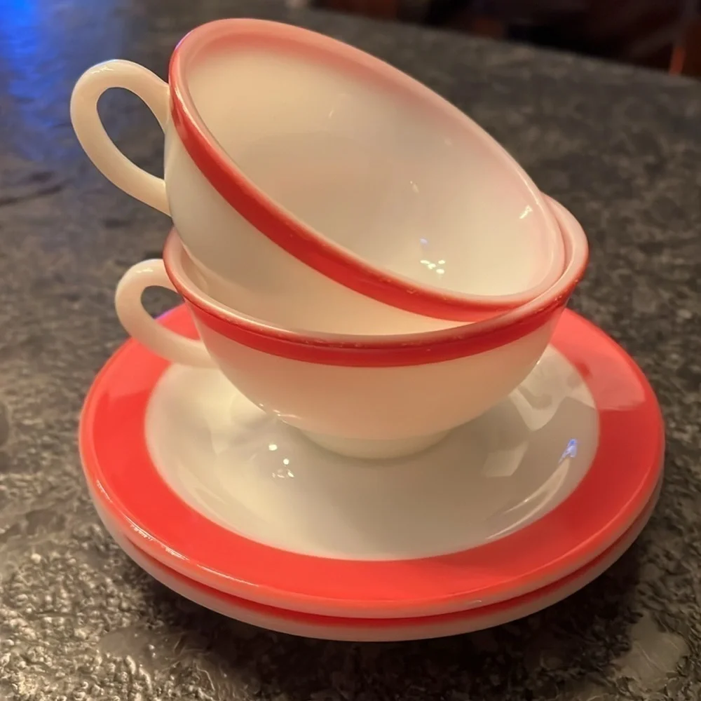 Pyrex Set of 2 Cups and Saucers Red Rim Milk Glass 8oz